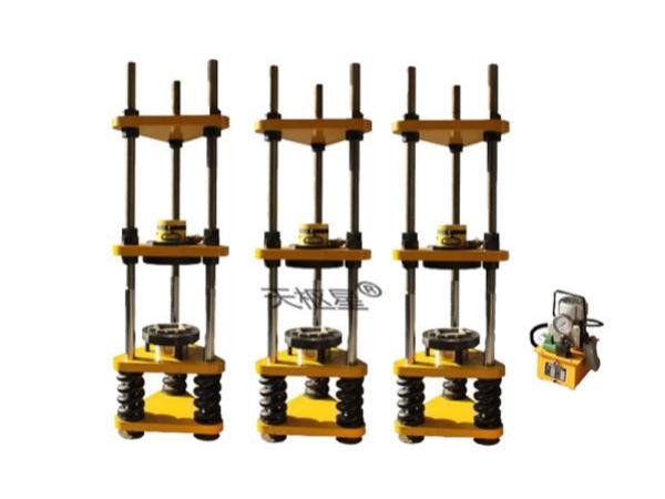Concrete Compressive Creep Testing Apparatus for Long-Term Deformation Testing